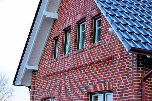 T.R.G. Friesengiebel - 004-C