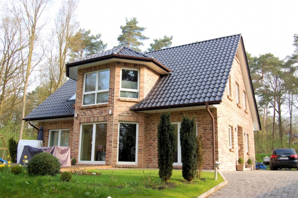 T.R.G. Friesengiebel - 001-A