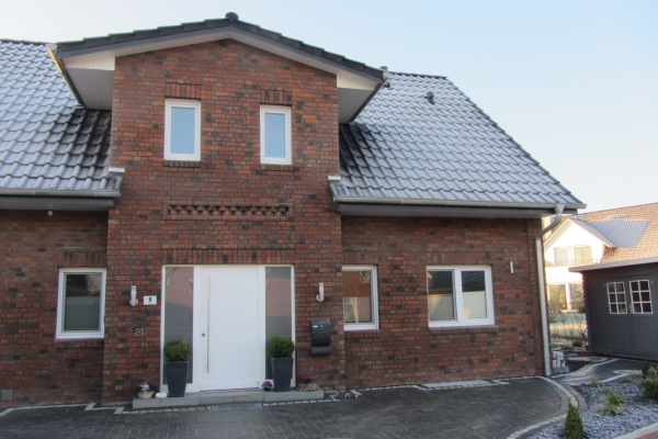 T.R.G. Friesengiebel - 011-A