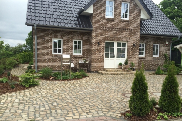 T.R.G. Friesengiebel - 014-A