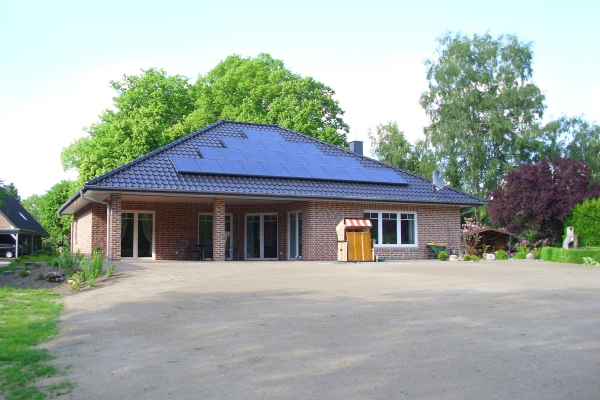 T.R.G. Bungalow - 001-C